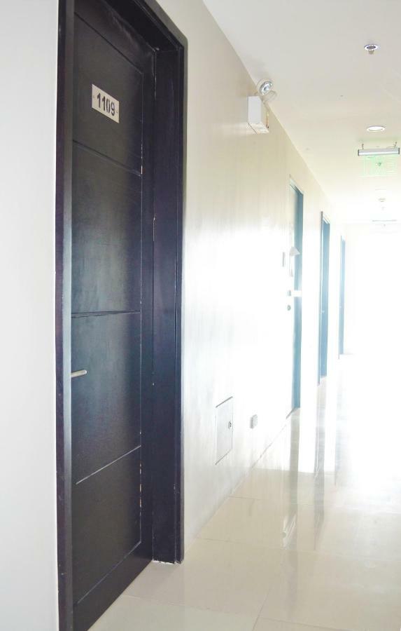 Unit 1109 Cityscape Residences Bacolod Exteriör bild